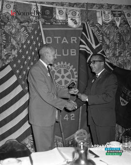 001 - Président Club Rotary