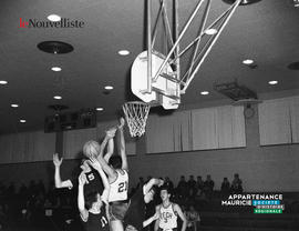 001 - Basketball