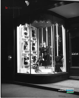001 - Vitrine