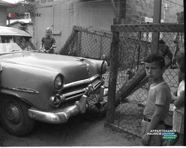 002 - Voiture accidentée