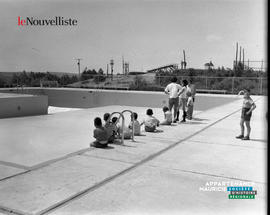 001 - Piscine vide