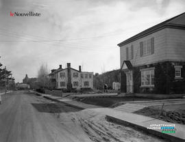 010 - Rue et maisons