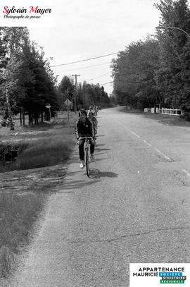 Personnes en vélo