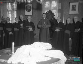 003 - Groupe de religieux