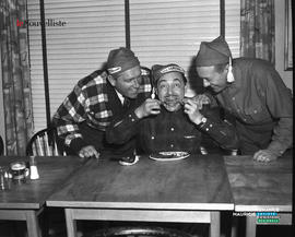 006 - Trois hommes