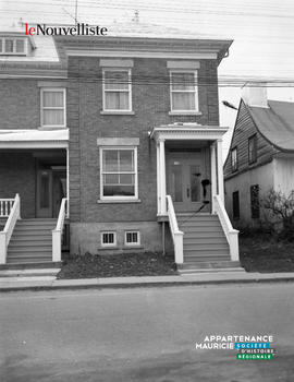 002 - Banque