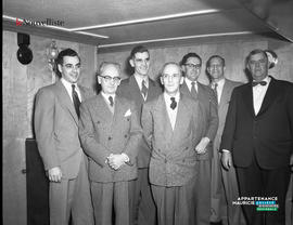002 - Groupe d'hommes
