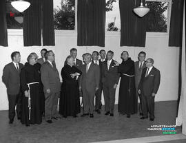002 - Groupe d'hommes