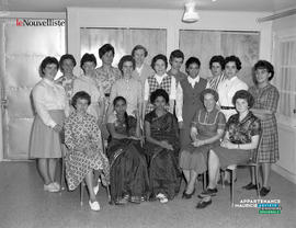 007 - Groupe de femmes