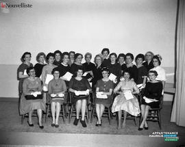 001 - Groupe de femmes