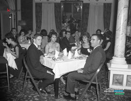 001 - Groupe de personnes