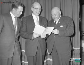 001 - Trois hommes