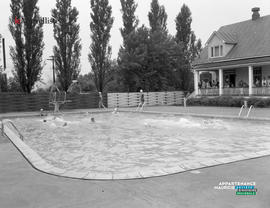 004 - Piscine