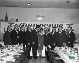 002 - Groupe de personnes