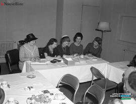 001 - Groupe de femmes