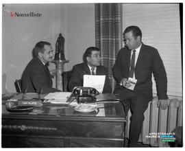 001 - Trois hommes