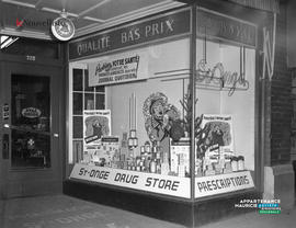004 - Vitrine de pharmacie