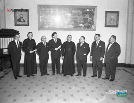 002 - Groupe d'hommes