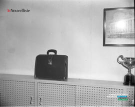 002 - Valise