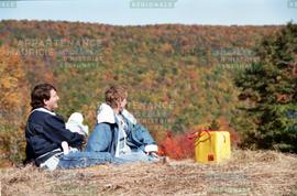 Famille assise