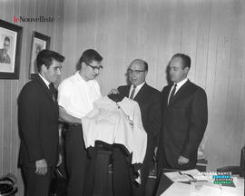 001 - Remise de jacket