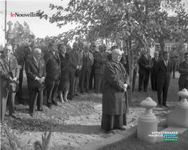004 - Visite à la tombe de Duplessis