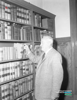 001 - Bibliothèque des avocats