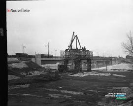 018 - Construction pont Bailey
