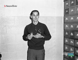 003 - Gagnant d'un trophée de quilles
