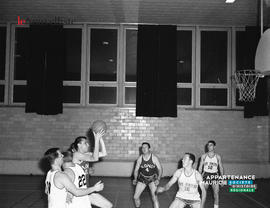 003 - Basketball