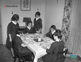 001 - Groupe de femmes
