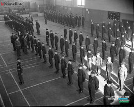 001 - Groupe de militaires