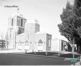 001 - Église