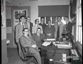 001 - Groupe d'hommes