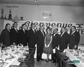 006 - Groupe de personnes