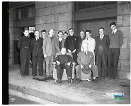 002 - Groupe d'hommes