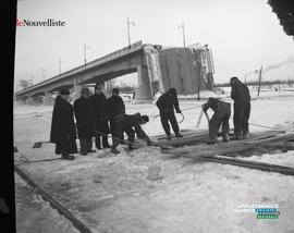 025 - Effondrement pont Duplessis