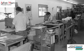 Personnes dans un atelier