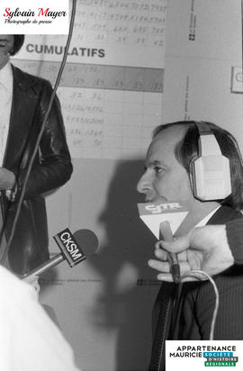 Yvon Lemire s'adresse aux médias