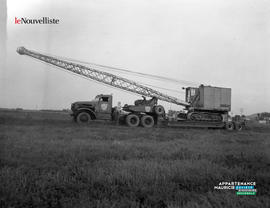 002 - Camion grue