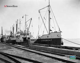 001 - Longboat