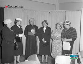 002 - Groupe de personnes