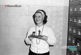004 - Femme trophée