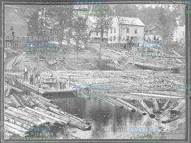 Near the mouth of the Shawinigan River. "Ferrying under difficulties"
