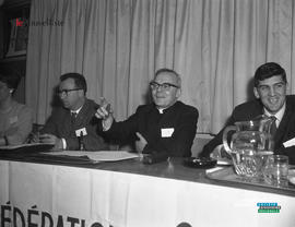 002 - Conférence
