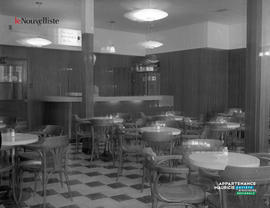 001 - Salle à manger floue