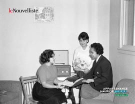 001 - Étudiantes