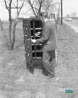 002 - Poste