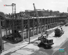 001 - Bâtisse en construction