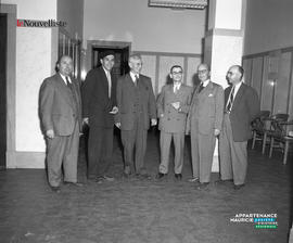 003 - Groupe d'hommes